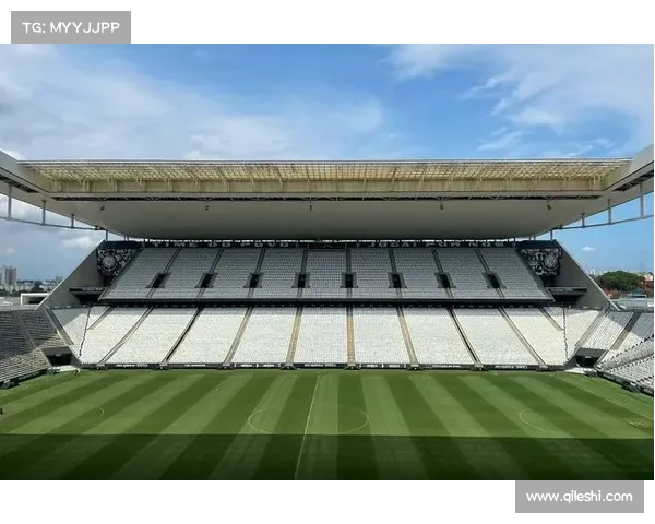 英超各大球场容量盘点 揭秘英国足球场馆规模之最 英超各大球场容量盘点 揭秘英国足球场馆规模之最